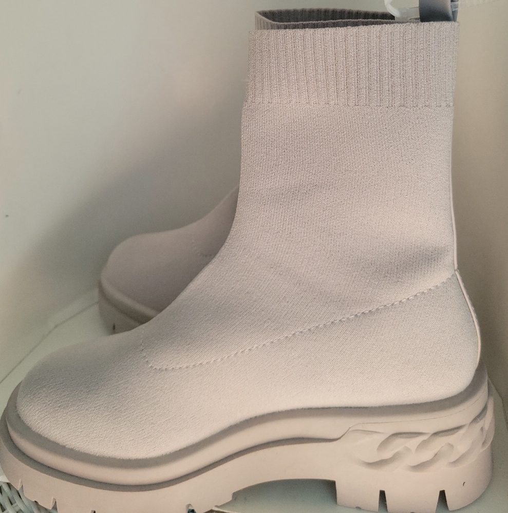 Aldo Womens Bigact Sock Boot Lug Chunky Sole 7 1/2 New Without Tags